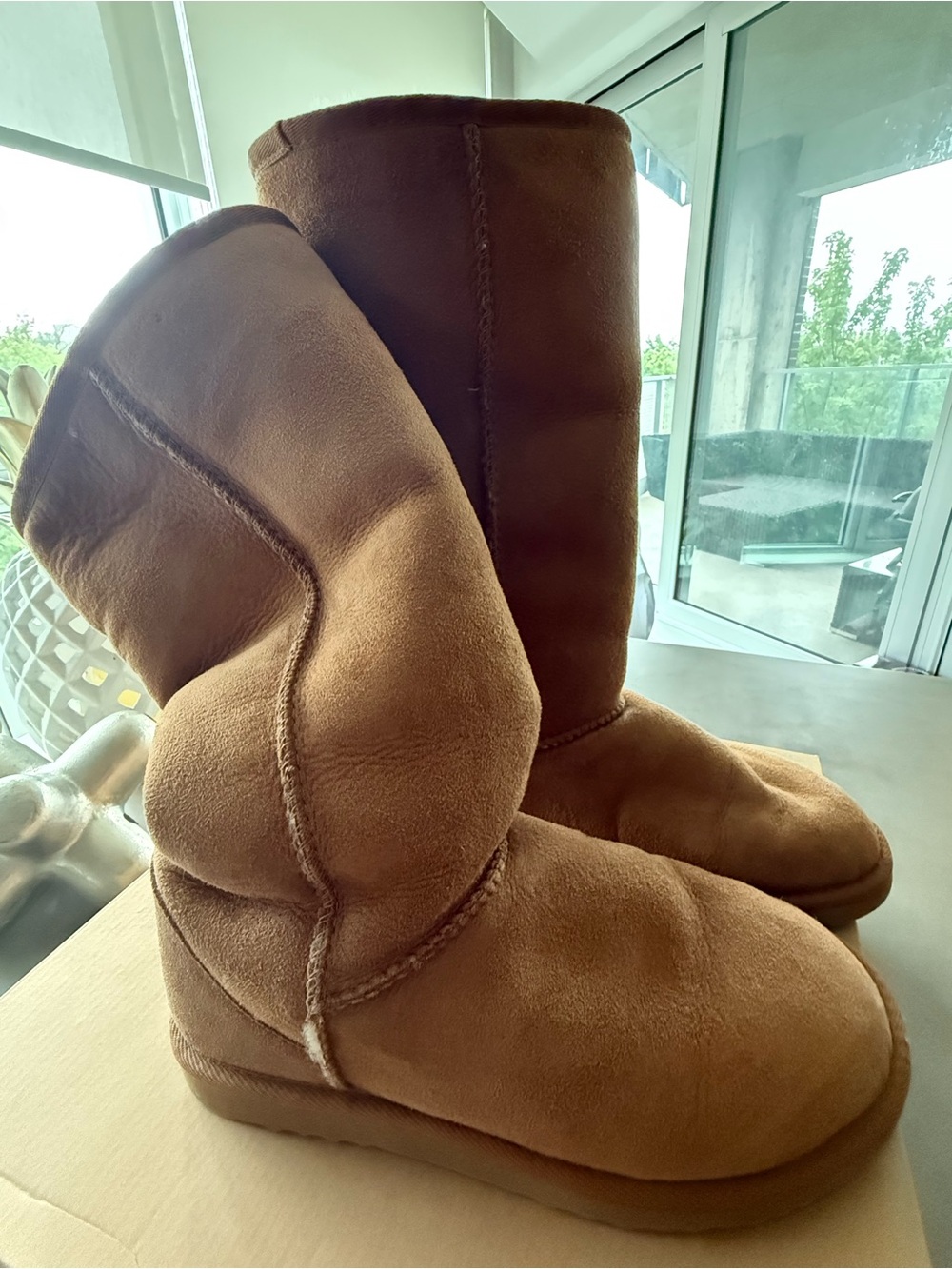 UGG Tall Chestnut Brown Shearling Boot - Size 9 - excellent condition